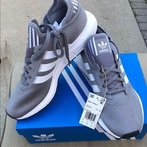 Adidas Swift Run X shoes